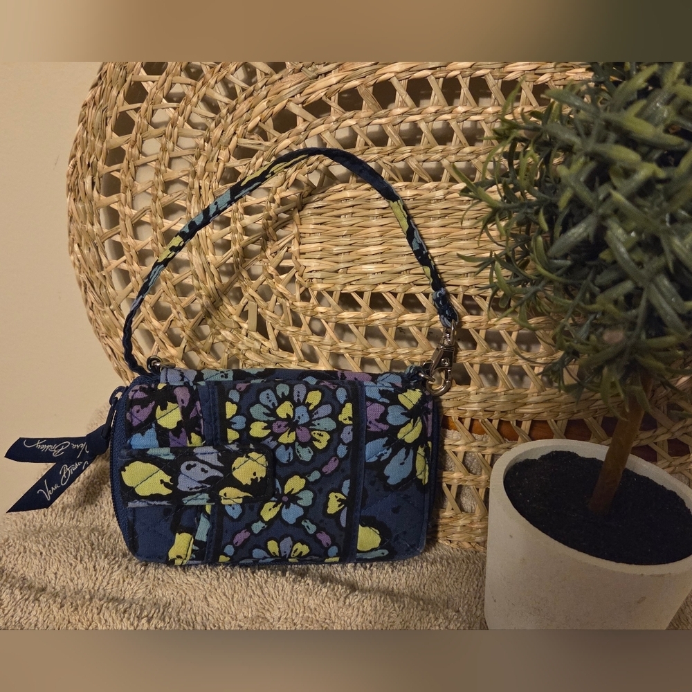 Vera Bradley Blue and Yellow Clutches / Wrislet W/ Intricate Design NWOT PRETTY